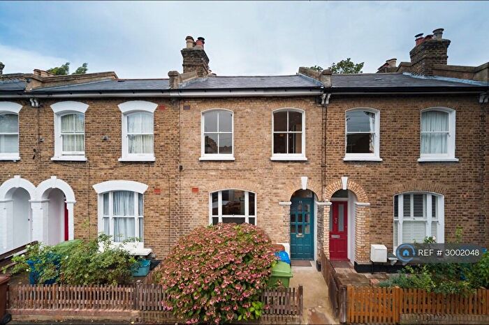 5 Bedroom Terraced House To Rent In Kimberley Avenue, London, SE15