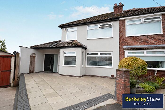 4 Bedroom Semi-Detached House To Rent In Sunnymede Drive, Maghull, L31