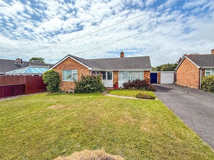 2 Bedroom Bungalow For Sale In Merlin Way, Christchurch, Dorset, BH23