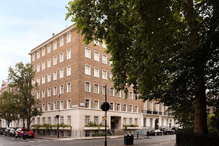 4 Bedroom Flat For Sale In Montagu Square, London, W1H