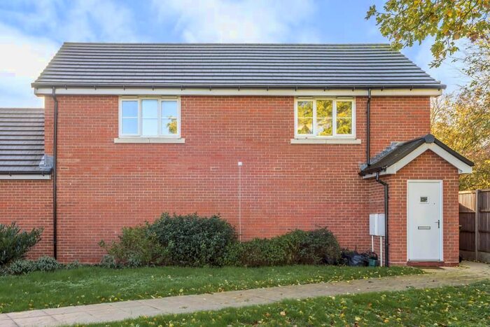 2 Bedroom End Of Terrace House For Sale In Didcot, Oxfordshire, OX11
