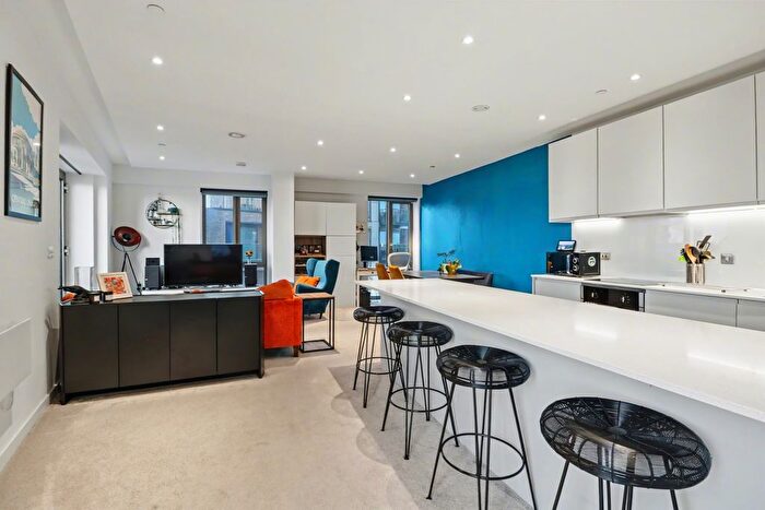 1 Bedroom Flat For Sale In Local Crescent, Hulme Street, Salford, M5