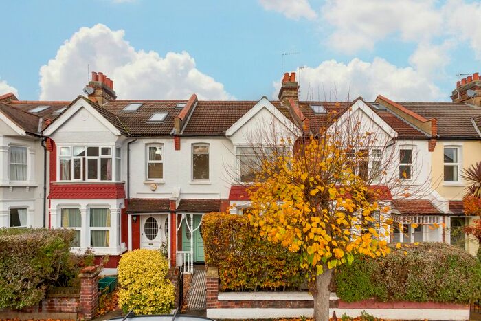 3 Bedroom Terraced House To Rent In Shelton Road, Wimbledon, SW19