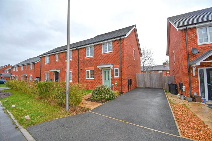 3 Bedroom Semi Detached House For Sale In Birch Avenue, Ellesmere Port, Cheshire, CH65