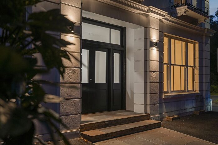 2 Bedroom Flat To Rent In Nevill Terrace, Tunbridge Wells, TN2