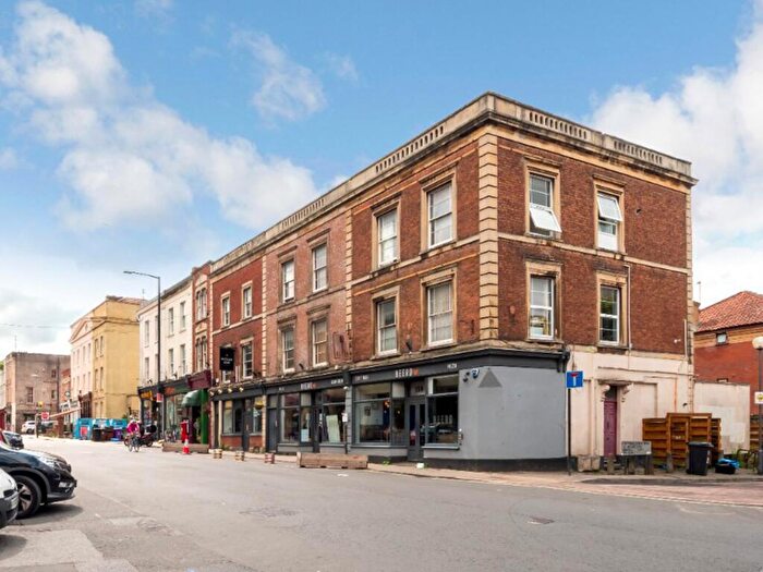 3 Bedroom Flat To Rent In High Kingsdown, Kingsdown, Bristol, BS2