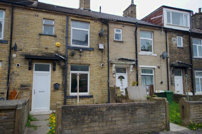 2 Bedroom Terraced House To Rent In Cambridge Street, Great Horton, Bradford, BD7