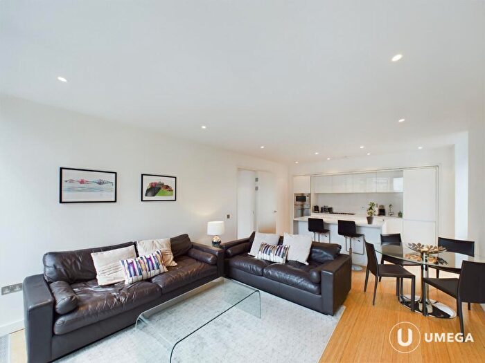 2 Bedroom Apartment To Rent In Simpson Loan, Quartermile, Edinburgh, EH3