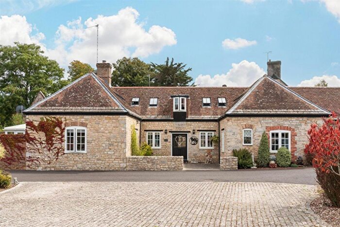 4 Bedroom Barn Conversion For Sale In The Old Stables, Warmwell, DT2