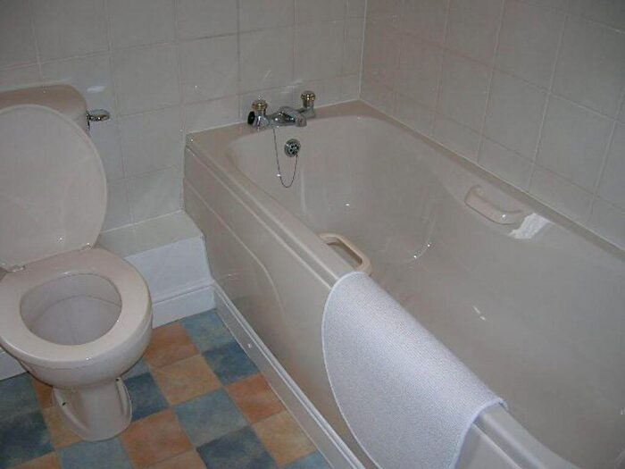 2 Bedroom Apartment To Rent In Eastgate, Macclesfield, SK10