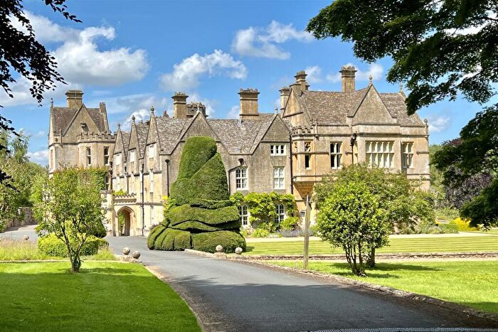 1 Bedroom Flat To Rent In Brockhampton Park, Cheltenham, GL54