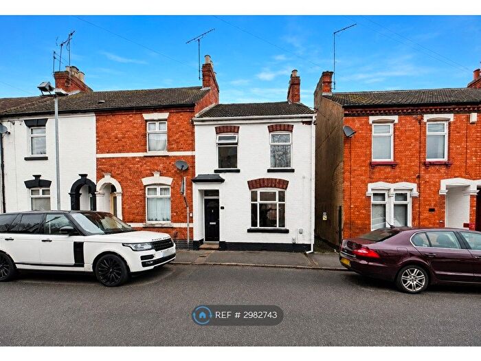 3 Bedroom Terraced House To Rent In Abbey Road, Northampton, NN4