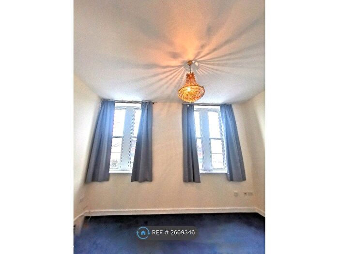 1 Bedroom Flat To Rent In Henrietta Street, Girvan, KA26