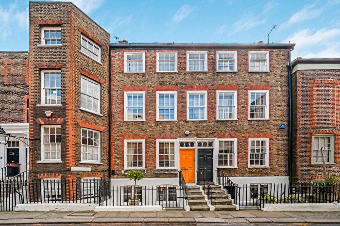 4 Bedroom Terraced House For Sale In Ormond Road, Richmond, Surrey, TW10