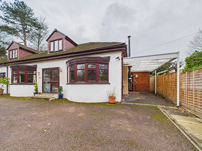 4 Bedroom Semi-Detached House To Rent In Riverside Close, Cheltenham, Gloucestershire, GL52