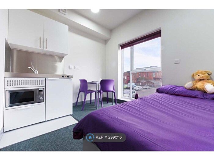 Studio To Rent In Spark St, Stoke-On-Trent, ST4