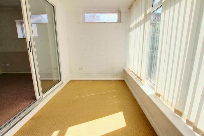 3 Bedroom Detached Bungalow For Sale In High Street, Mablethorpe, LN12