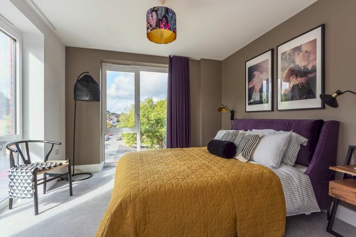 1 Bedroom Flat To Rent In Desborough Road, High Wycombe, HP11