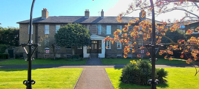 1 Bedroom Flat To Rent In Lantern House, Connaught Mews, London, SE18