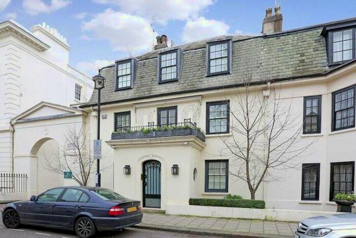 4 Bedroom Property To Rent In Lowndes Place, Belgravia, SW1X