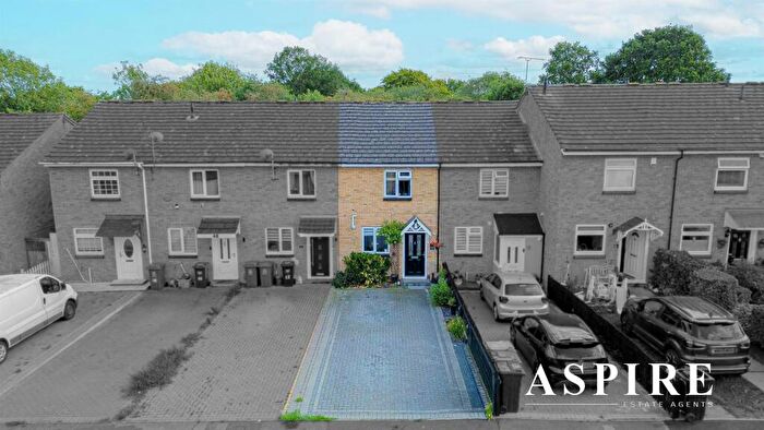 3 Bedroom Terraced House For Sale In Latimer Drive, Basildon, SS15