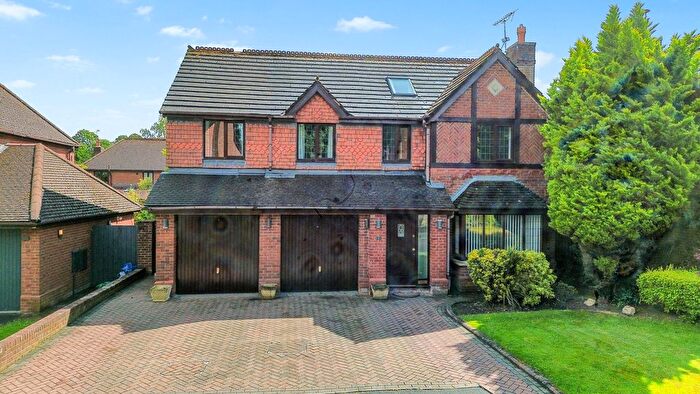 5 Bedroom Detached House For Sale In Knutsford Close, Eccleston, WA10