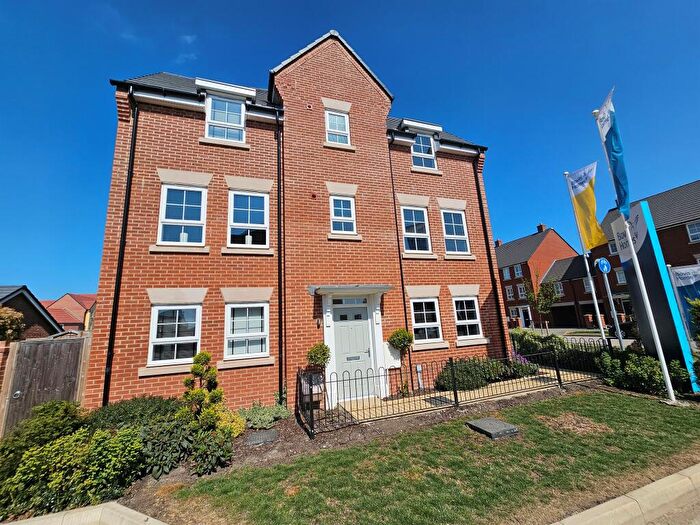 3 Bedroom End Of Terrace House For Sale In Edmondson Street, Broughton, Aylesbury, HP22