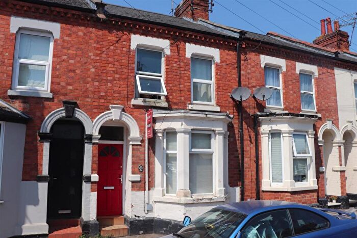3 Bedroom Terraced House For Sale In Ivy Road, Abington, NN1