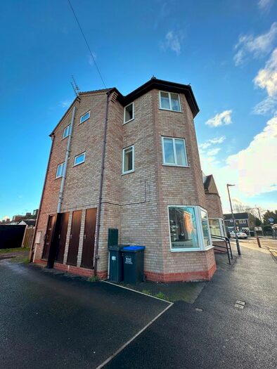 1 Bedroom Flat To Rent In Bed Flat, Acre Close, Whitnash, CV31