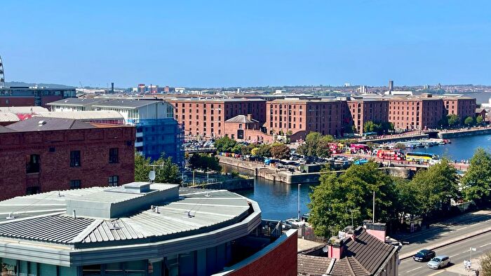 2 Bedroom Flat To Rent In Hurst Street, Liverpool, L1