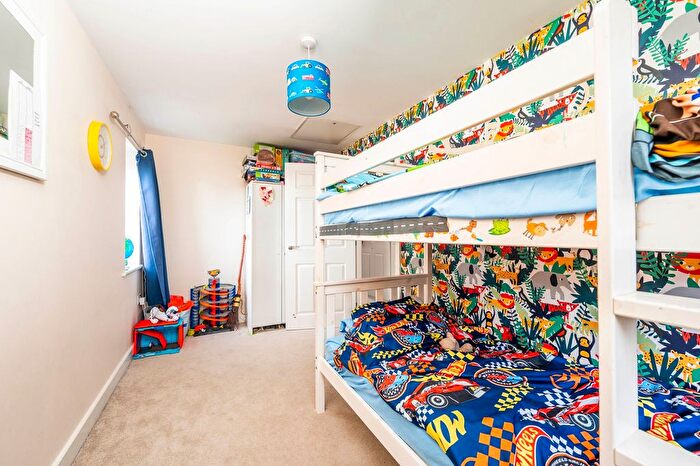 2 Bedroom End Of Terrace House For Sale In Mallard Crescent, Bourton-On-The-Water, GL54