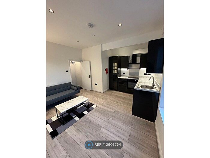 1 Bedroom Flat To Rent In Middleborough Road, Coventry, CV1