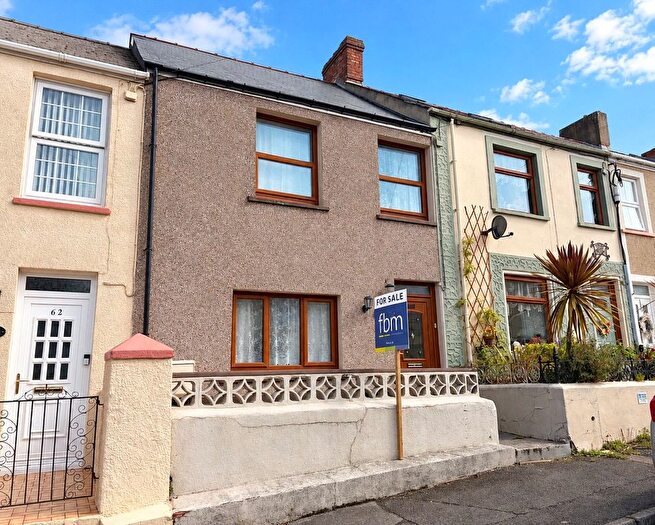 3 Bedroom Terraced House For Sale In Cromwell Road, Milford Haven, Pembrokeshire, SA73