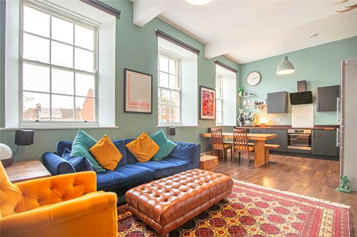 2 Bedroom Apartment For Sale In Arthur Milton Street, Bristol, BS7