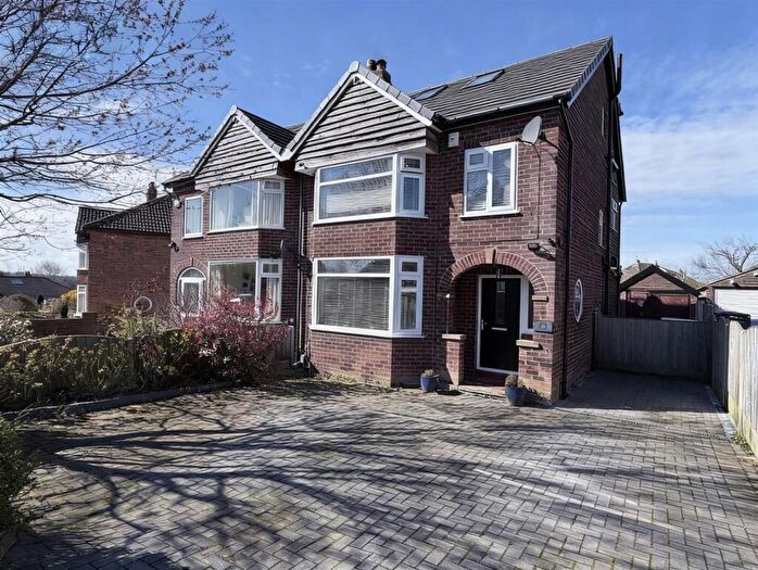 5 Bedroom Semi Detached House For Sale In Buckstone Avenue, Alwoodley, LS17