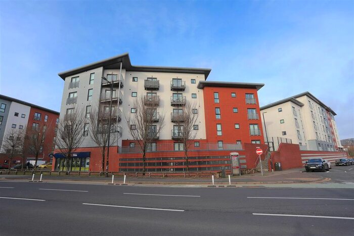 2 Bedroom Flat To Rent In Manchester Street, Manchester, M16