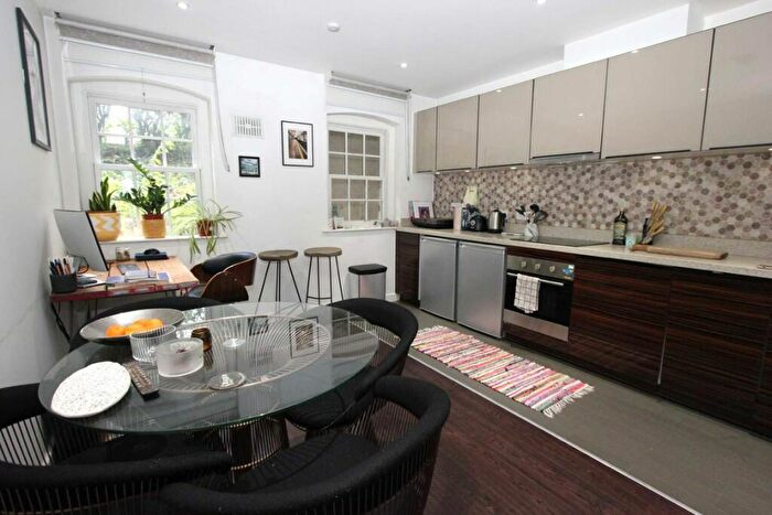 1 Bedroom Flat To Rent In The Highway, Wapping, E1W