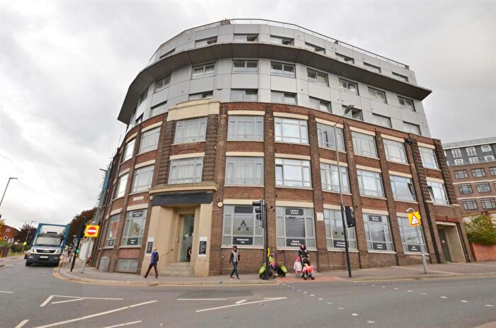 1 Bedroom Apartment To Rent In Point Red, Midland Road, Luton, LU2