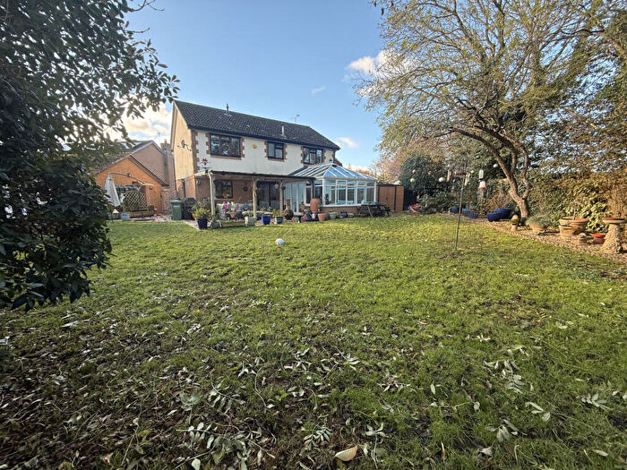 4 Bedroom Detached House For Sale In Gifford Close, Rangeworthy, Bristol, BS37