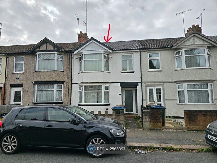 3 Bedroom Terraced House To Rent In Loudon Avenue, Coventry, CV6