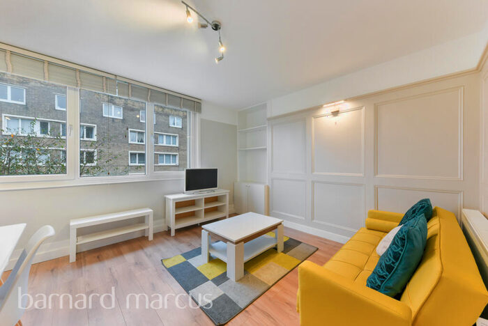 3 Bedroom Apartment To Rent In Maysoule Road, London, SW11