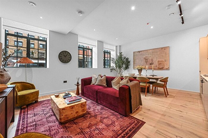 2 Bedroom Flat For Sale In The Threadworks, Hollybush Gardens, Bethnal Green, London, E2