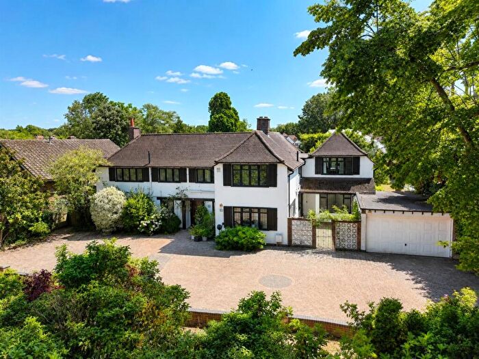 5 Bedroom Detached House For Sale In Shortlands, Bromley, BR2