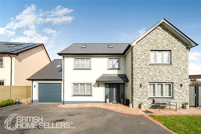 6 Bedroom Detached House For Sale In Clos Y Fedw, Rhydargaeau, Carmarthen, Carmarthenshire, SA32