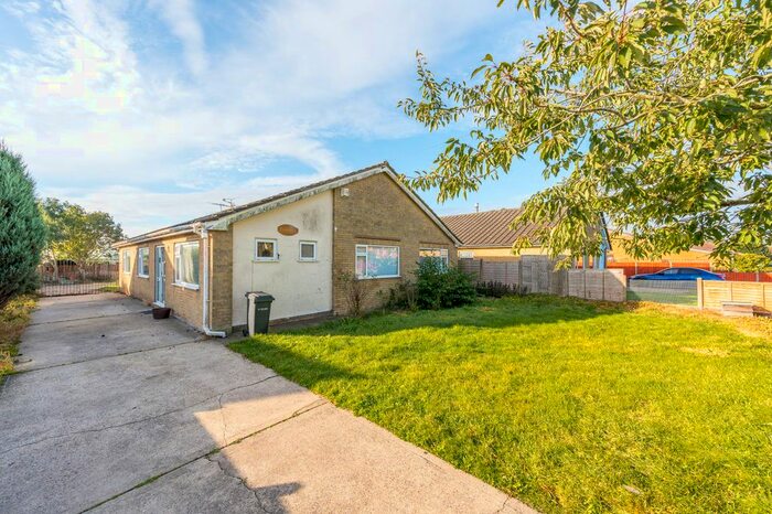 4 Bedroom Bungalow For Sale In Wainfleet Road, Irby-In-The-Marsh, PE24