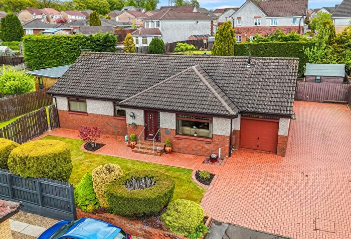 3 Bedroom Detached House For Sale In Strathcairn Crescent, Airdrie, ML6