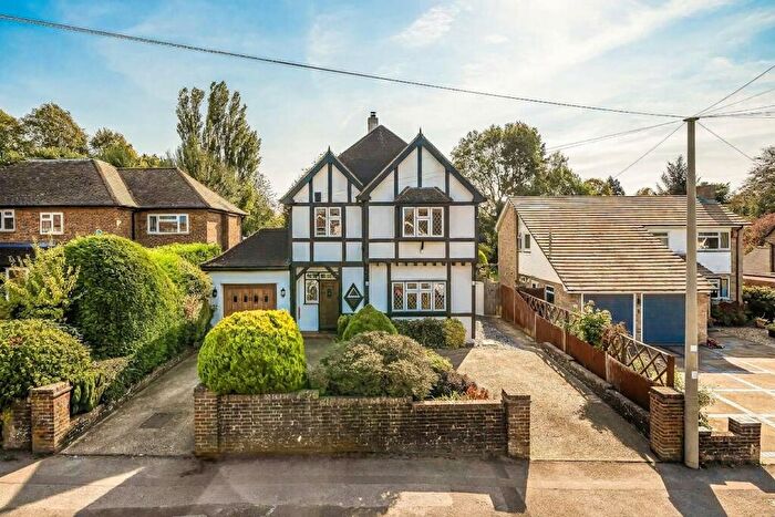 4 Bedroom Detached House For Sale In Court Road, Caterham, CR3