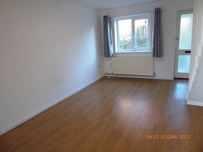 2 Bedroom End Of Terrace House To Rent In Bryn Gorwel, Carmarthen, SA31