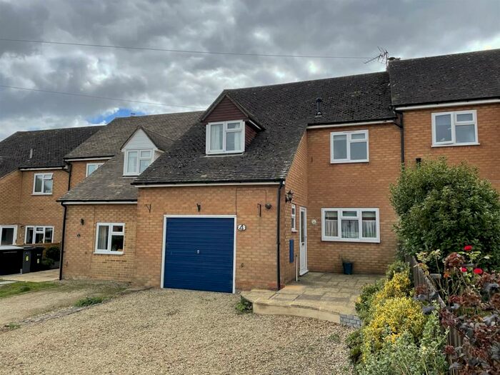 3 Bedroom Terraced House For Sale In Griffin Close, Stow On The Wold, Cheltenham, GL54