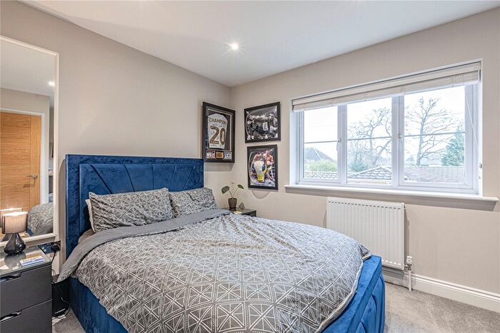 2 Bedroom Semi-Detached House For Sale In Addlestone, Surrey, KT15